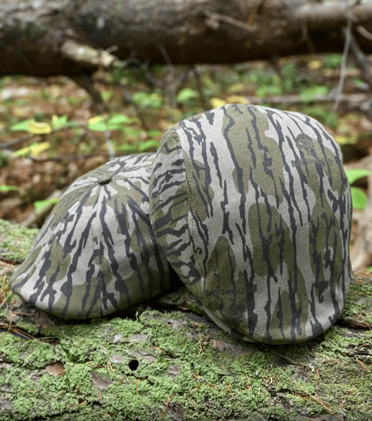 🦌 Där tradition möter livlighet — Mossy Oak x Boston Scally Cap 🧢